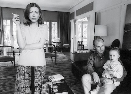Joan, John, and Quintana, photographed by Julian Wasser in their L.A. home in 1968.